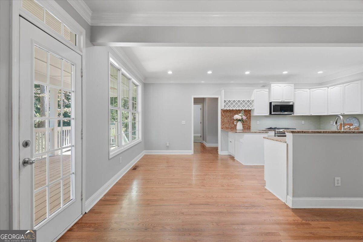 6180 Lake Windsor Parkway Buford GA 30518