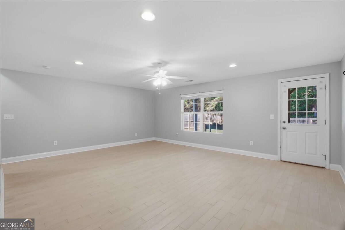 6180 Lake Windsor Parkway Buford GA 30518