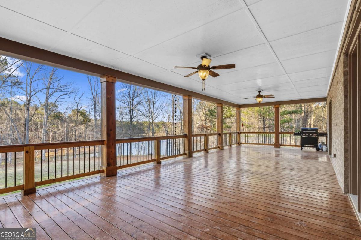 407 Saint Regis Drive Oxford GA 30054