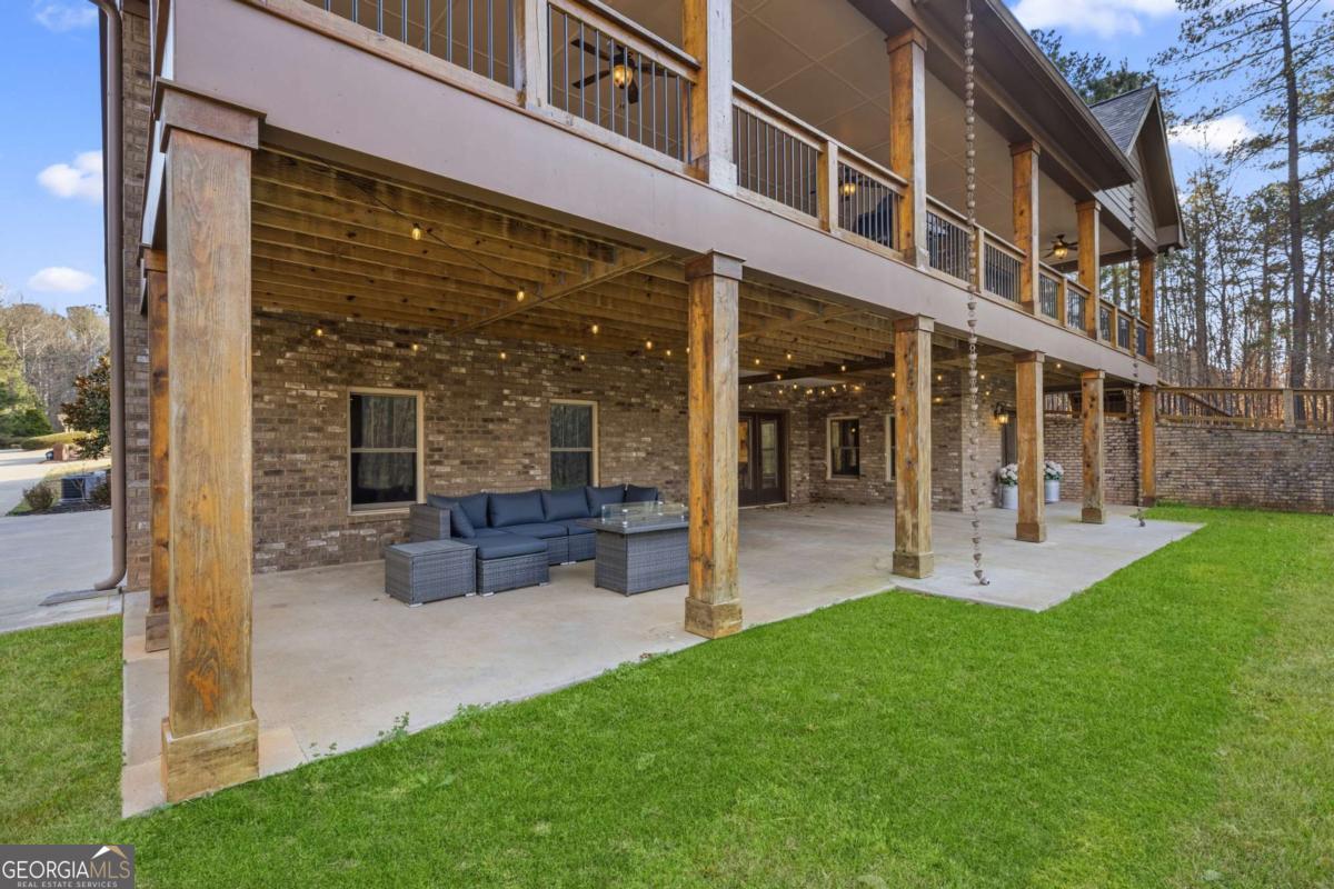407 Saint Regis Drive Oxford GA 30054
