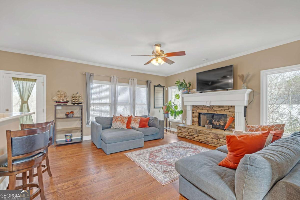 582 Braidwood Drive NW Acworth GA 30101