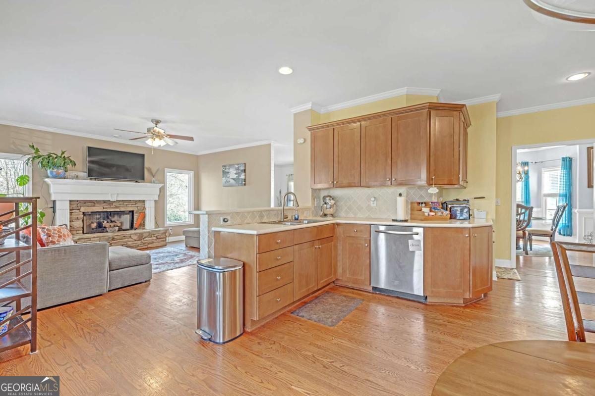 582 Braidwood Drive NW Acworth GA 30101