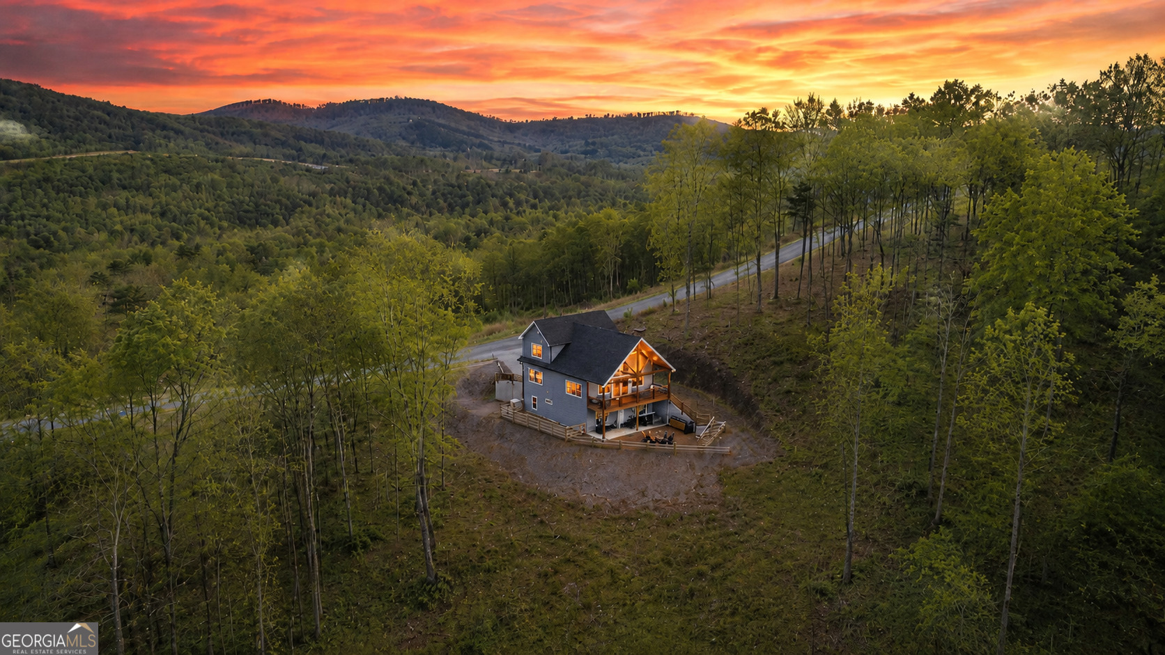 1016 Twisted Oak Road Talking Rock GA 30175