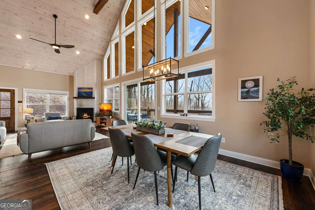 1016 Twisted Oak Road Talking Rock GA 30175