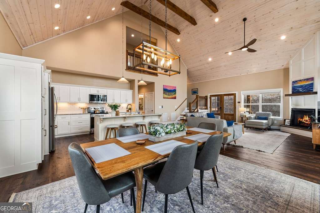 1016 Twisted Oak Road Talking Rock GA 30175