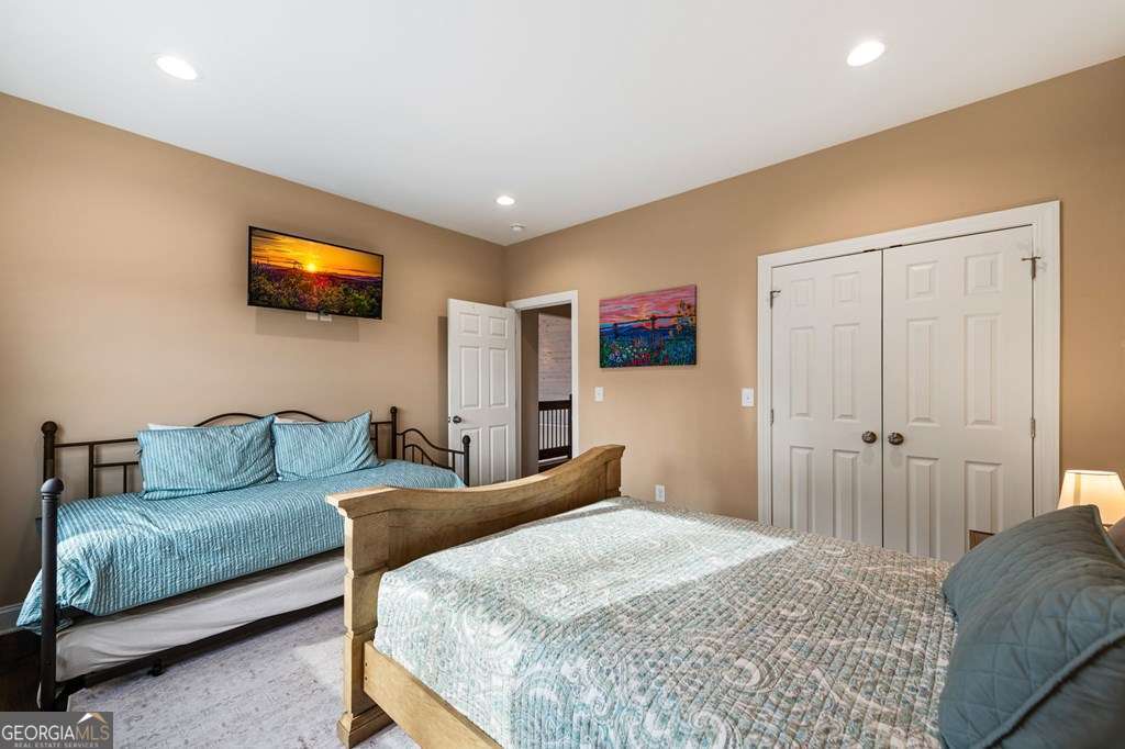 1016 Twisted Oak Road Talking Rock GA 30175