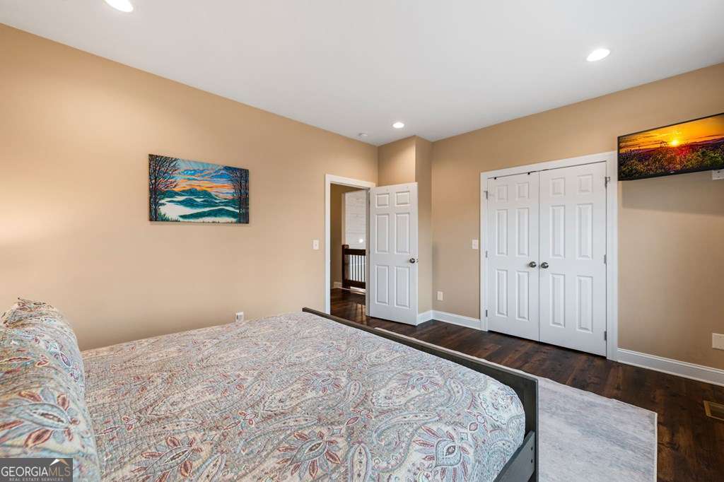 1016 Twisted Oak Road Talking Rock GA 30175