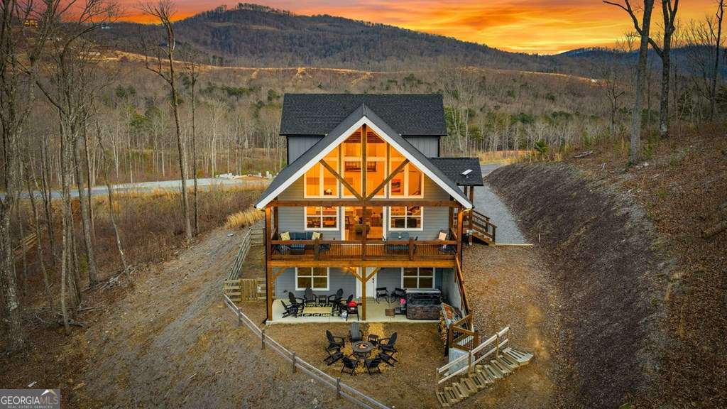 1016 Twisted Oak Road Talking Rock GA 30175