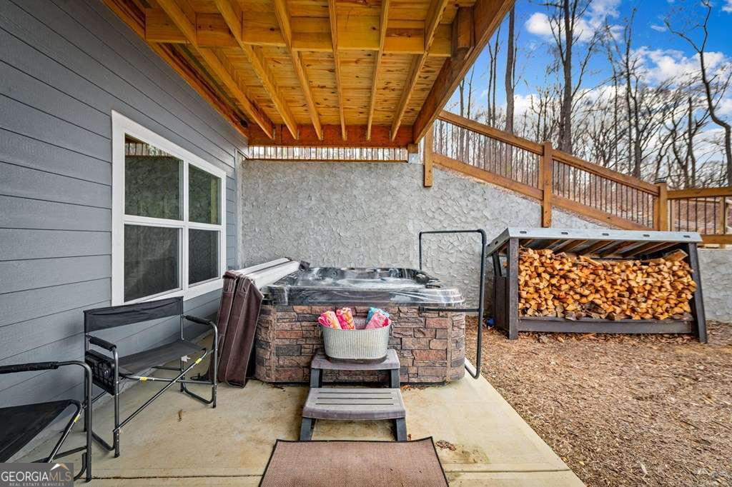 1016 Twisted Oak Road Talking Rock GA 30175