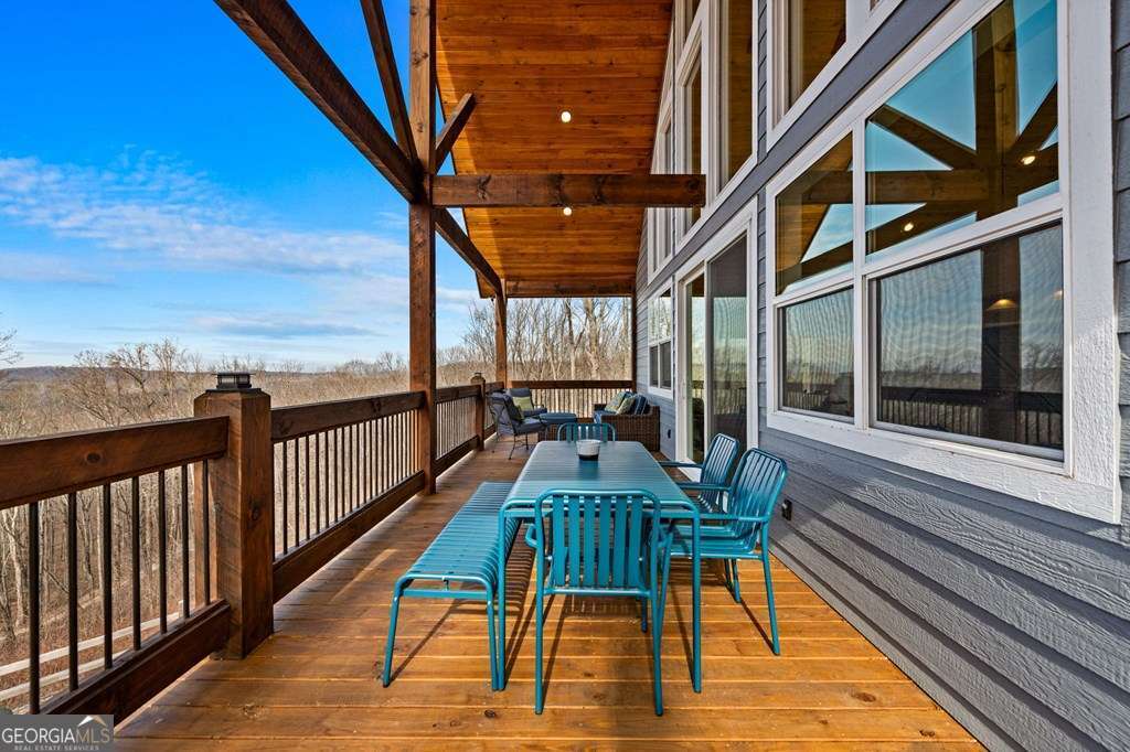 1016 Twisted Oak Road Talking Rock GA 30175