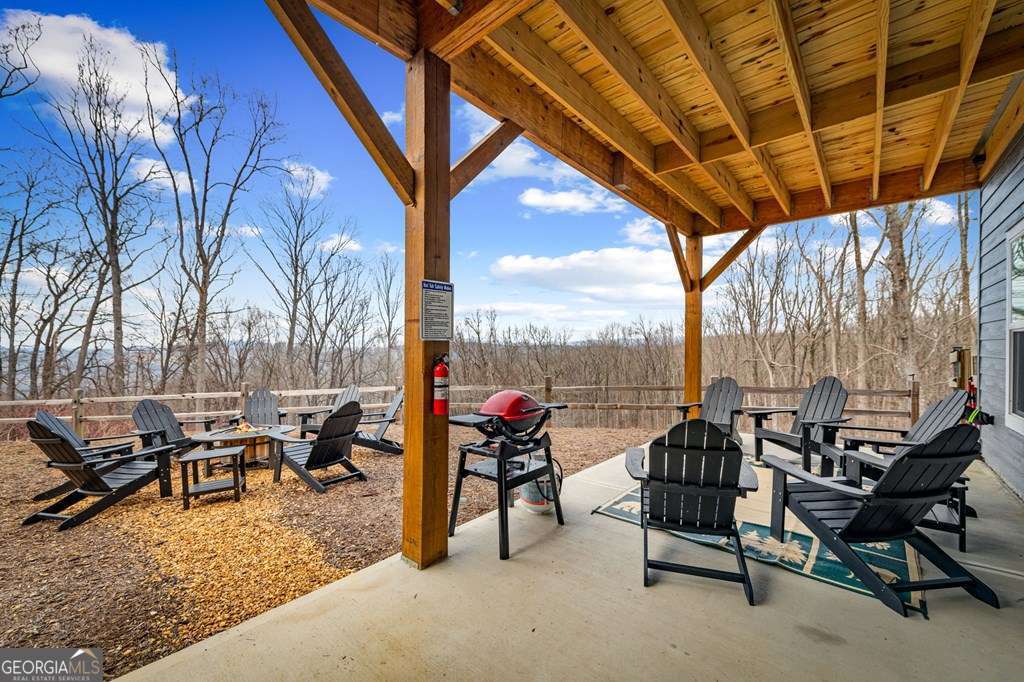 1016 Twisted Oak Road Talking Rock GA 30175