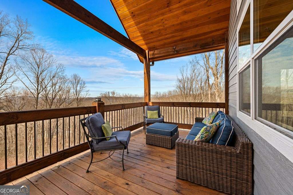 1016 Twisted Oak Road Talking Rock GA 30175