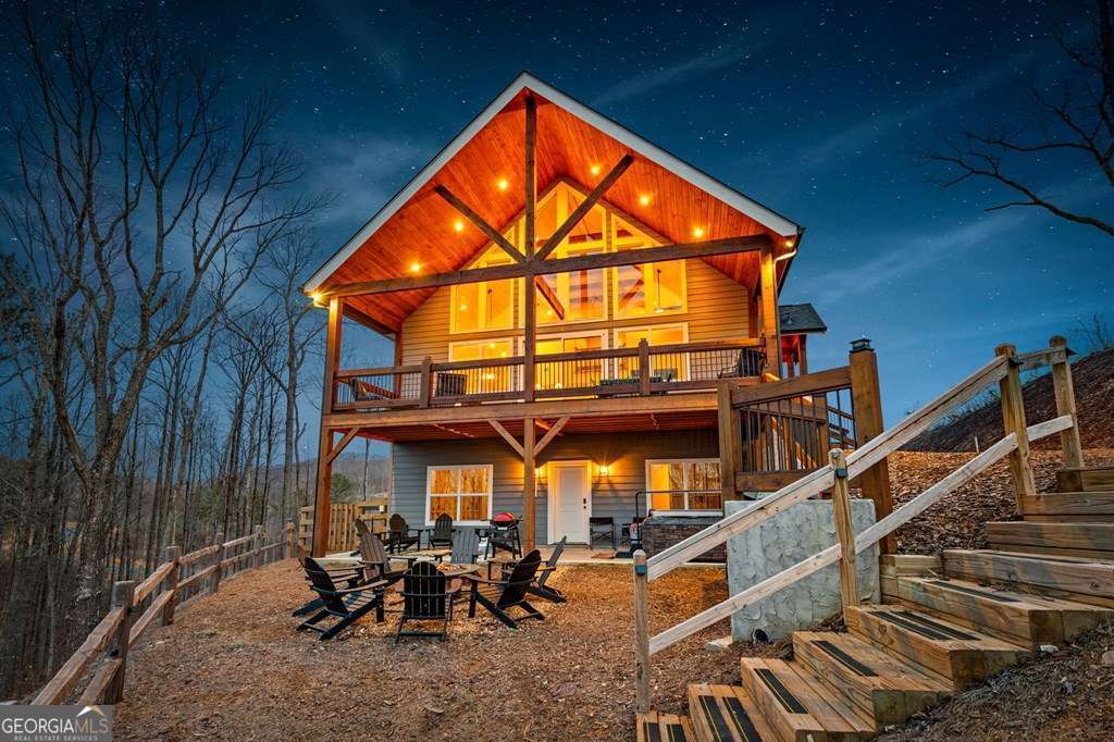 1016 Twisted Oak Road Talking Rock GA 30175