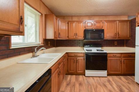 120 Allison Terrace Rossville GA 30741