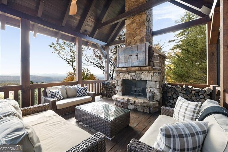 38 Jackies Bluff Road Mineral Bluff GA 30559