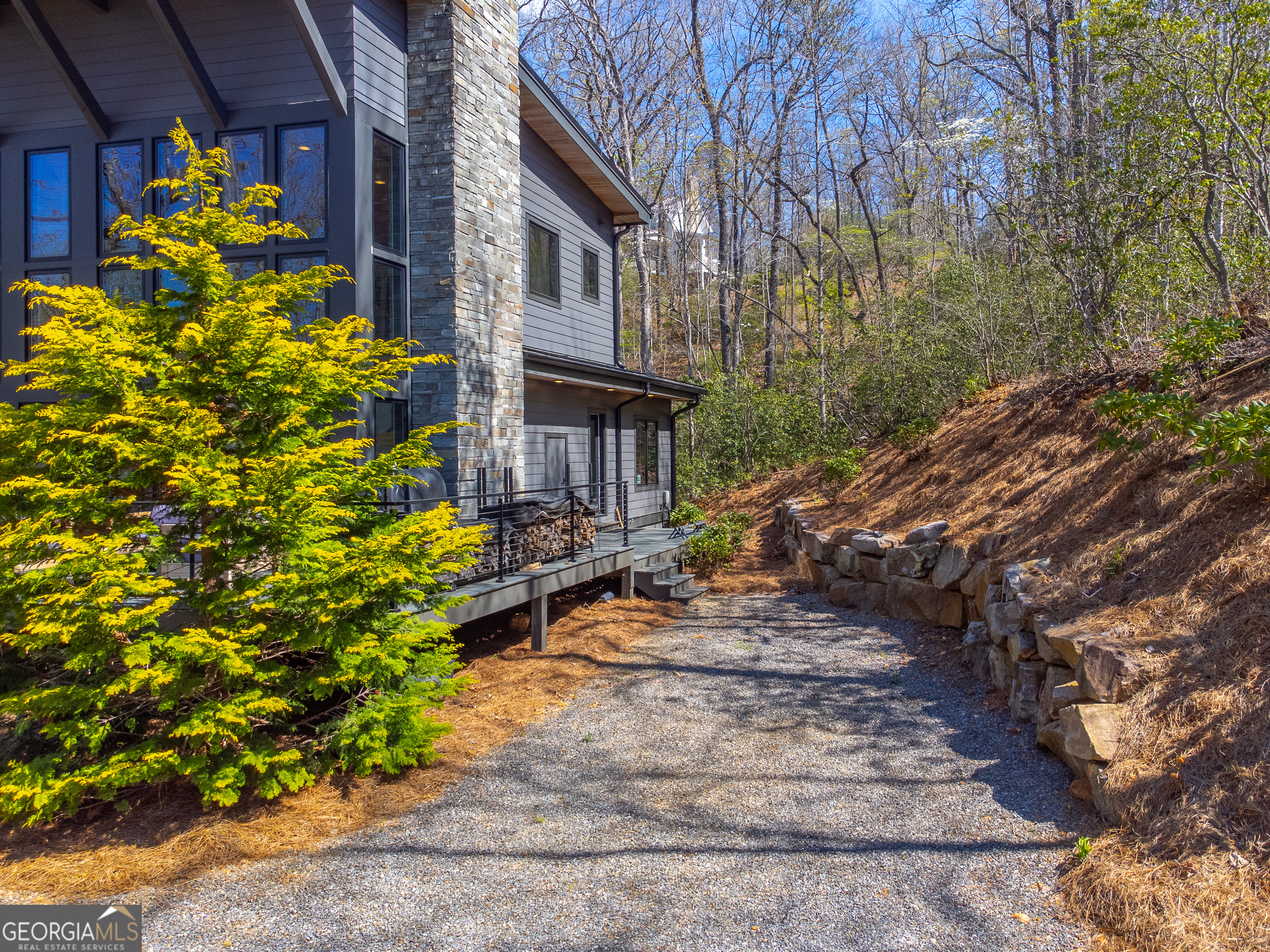 205 Turtle Cove Clayton GA 30525