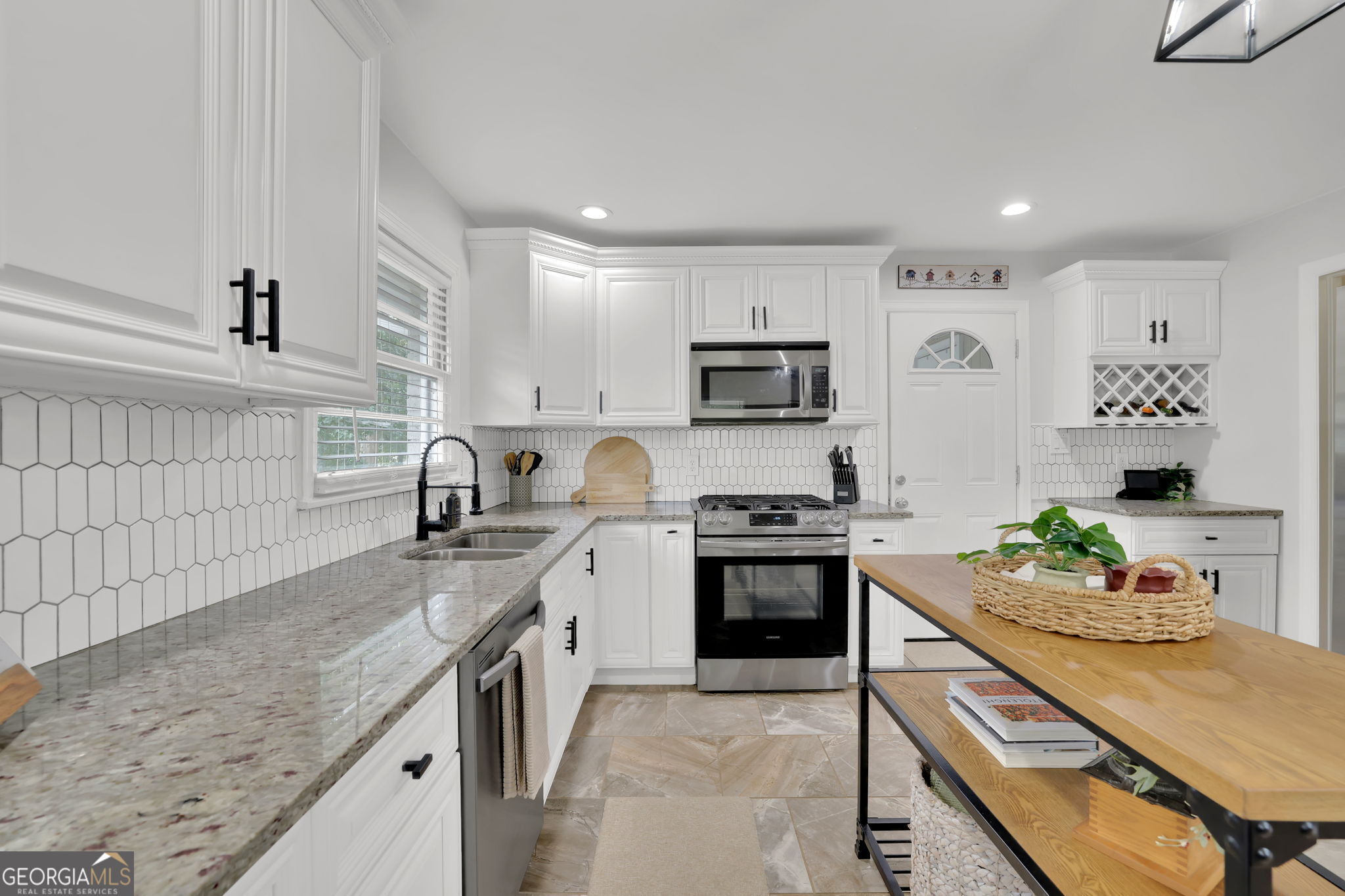 740 Powder Springs Street SE Smyrna GA 30080