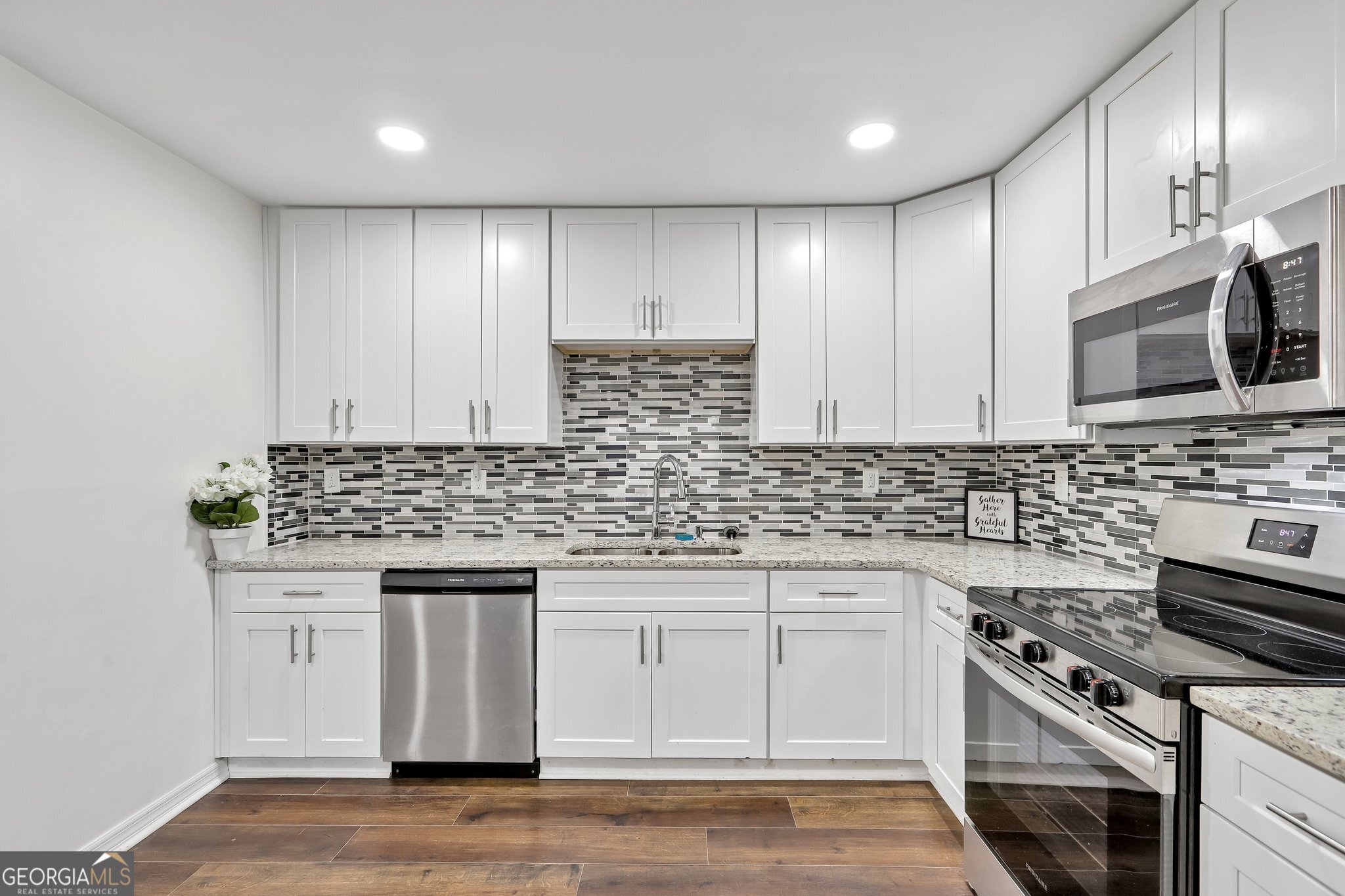 762 Maple Drive Riverdale GA 30274