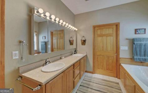 52 Breton Highlands Court Clayton GA 30525