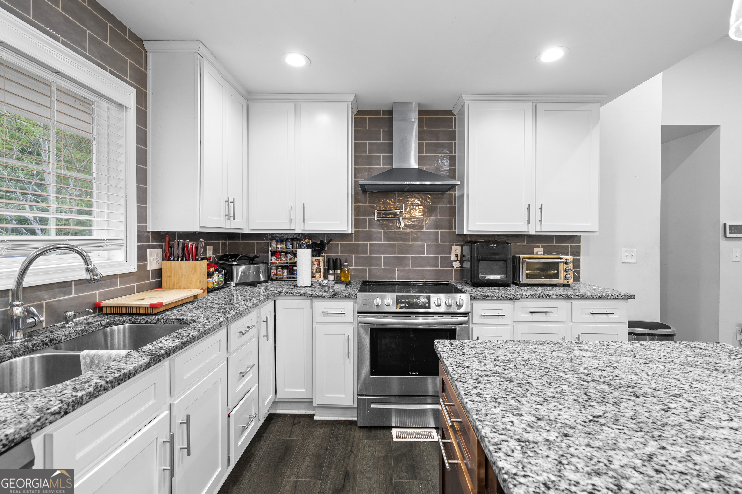 1609 Elm Ridge Way Stone Mountain GA 30083