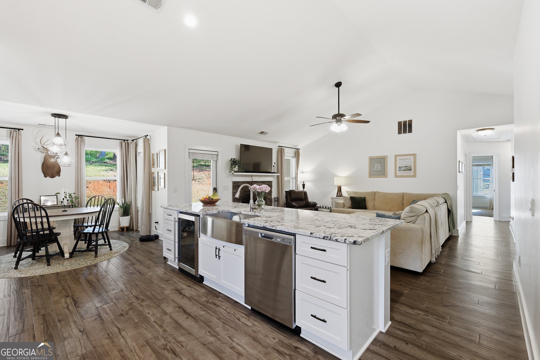 164 Mary Saphire Road Dawsonville GA 30534