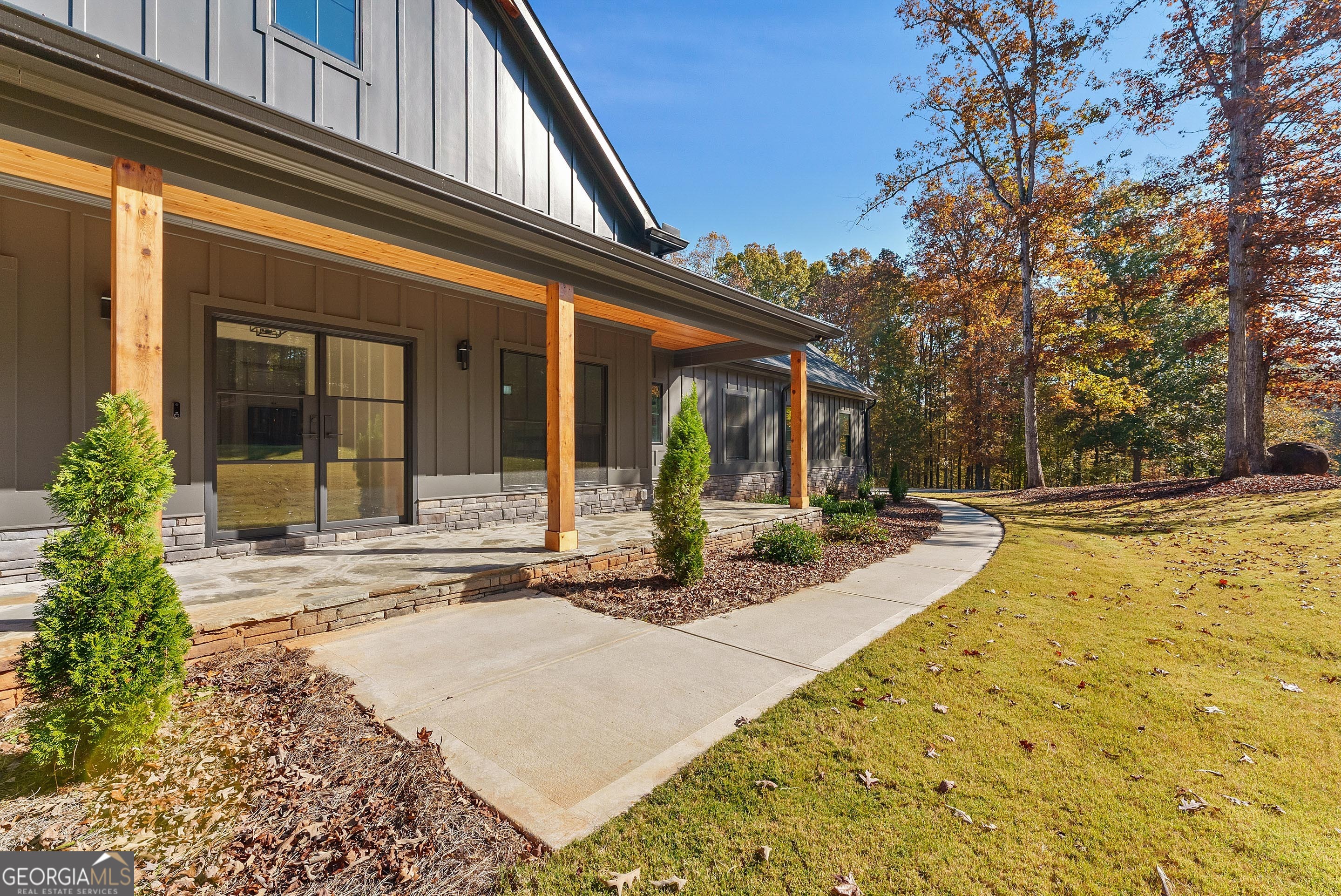 100 Ridge Way Forsyth GA 31029