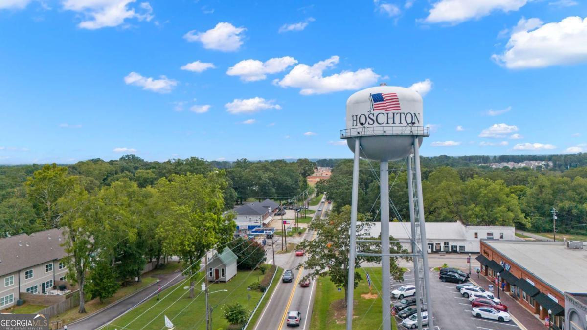1028 Eastman Court Hoschton GA 30548
