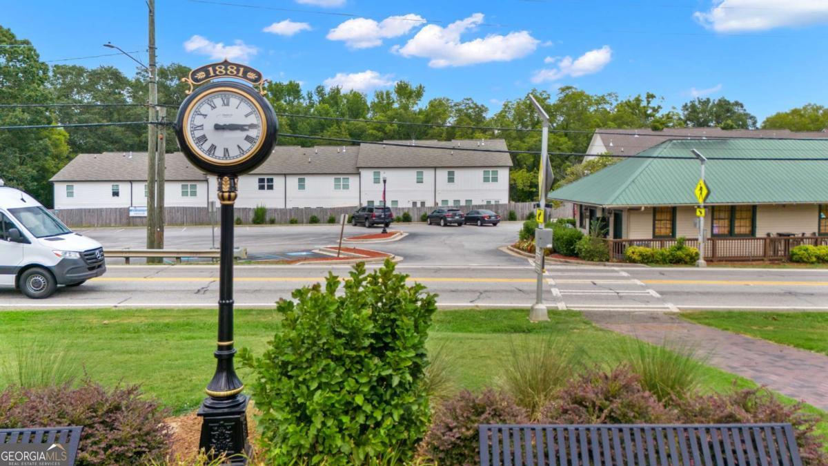 1028 Eastman Court Hoschton GA 30548