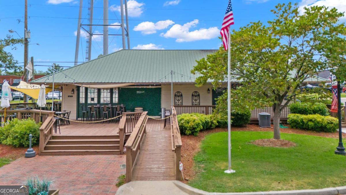 1028 Eastman Court Hoschton GA 30548