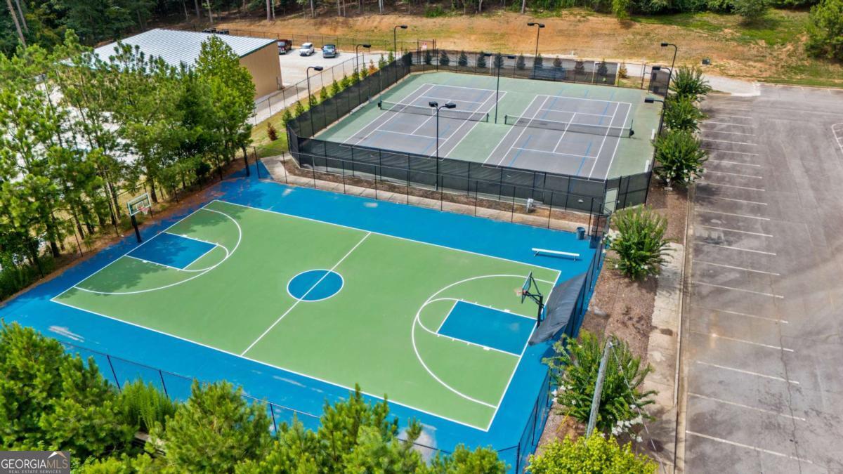 1028 Eastman Court Hoschton GA 30548