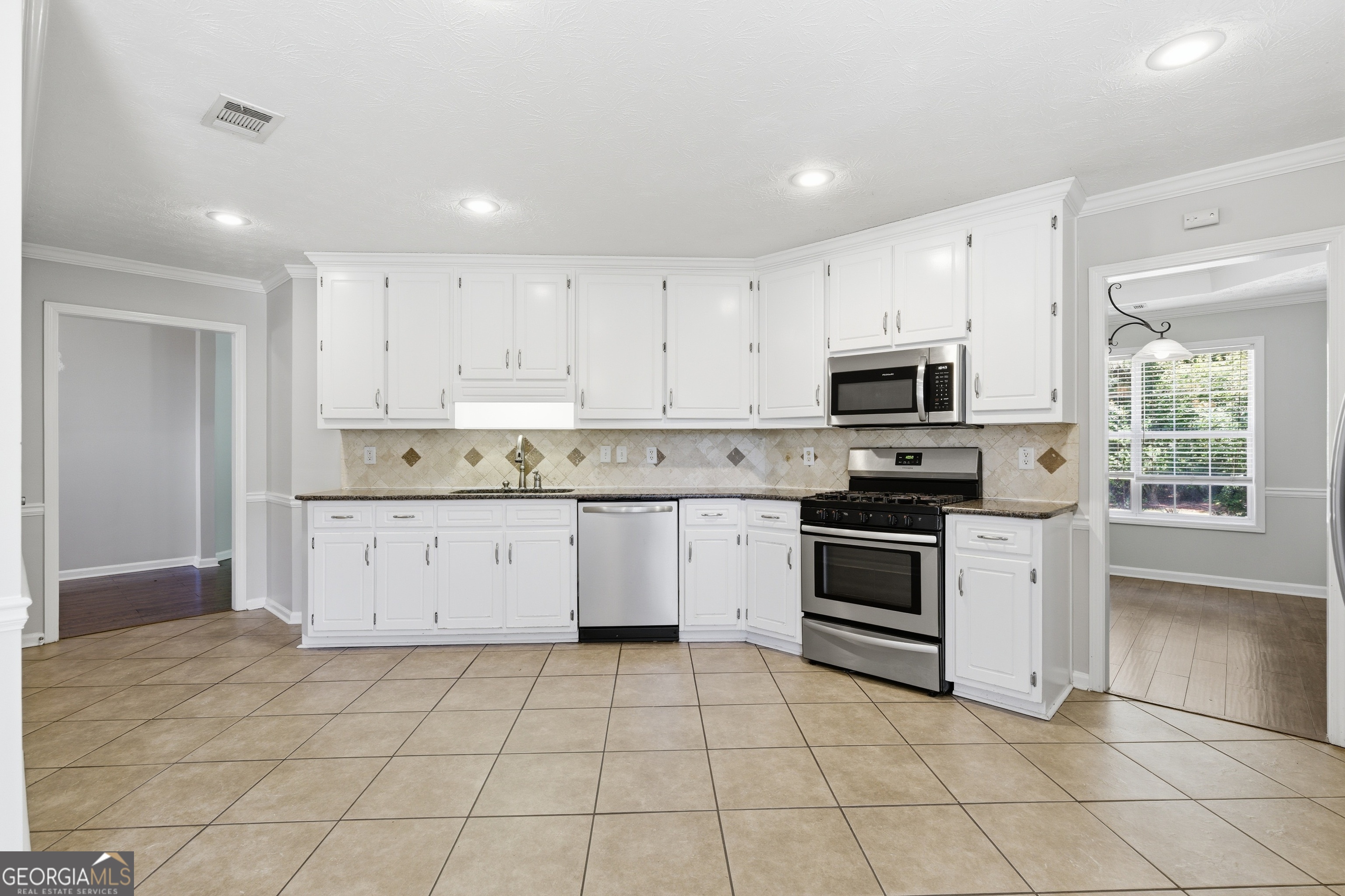 2820 Meadow Gate Way Loganville GA 30052