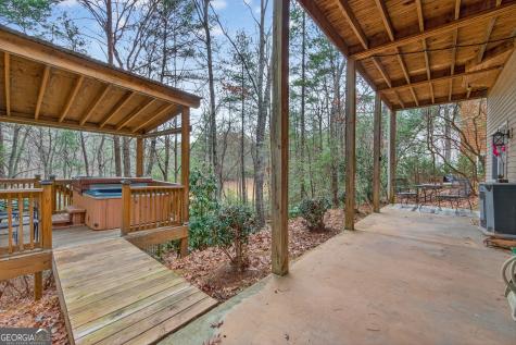 697 Zeppelin Strasse Helen GA 30545