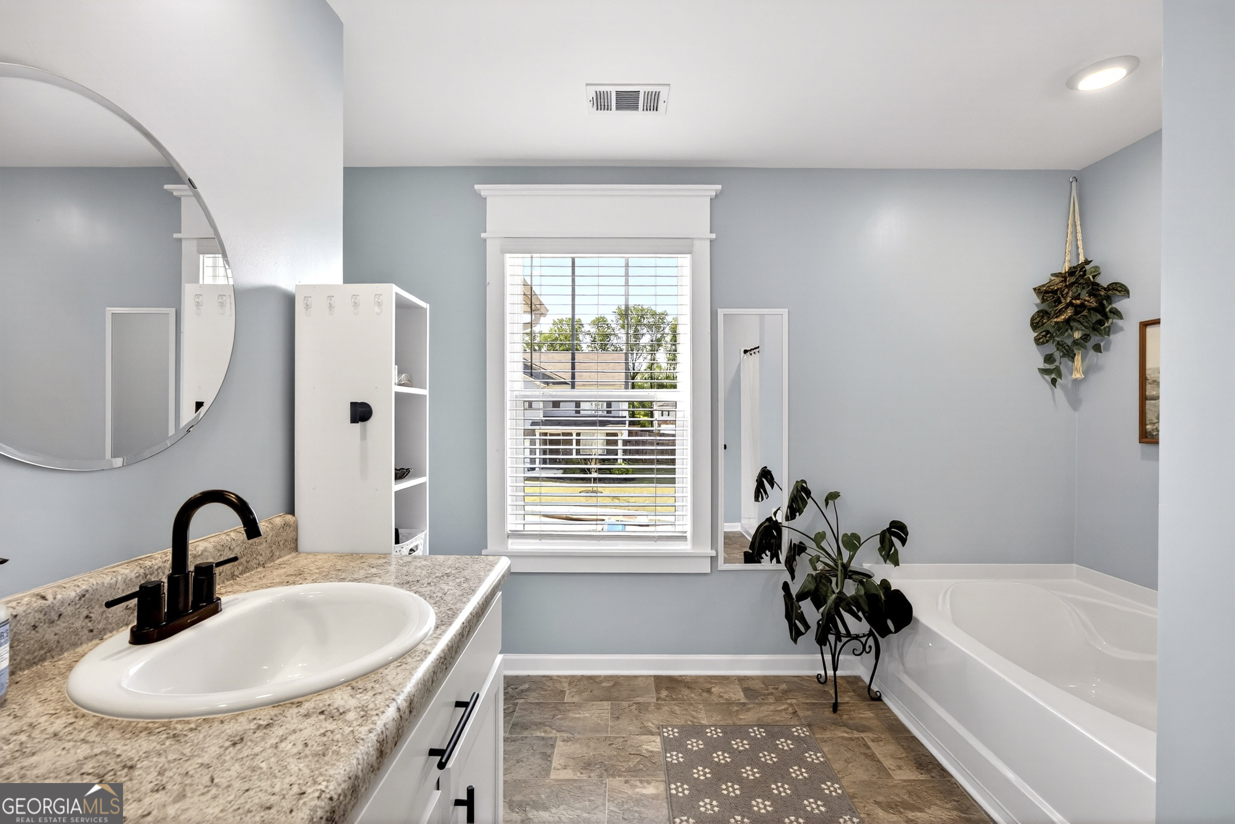 569 Starbuck Parkway Pendergrass GA 30567