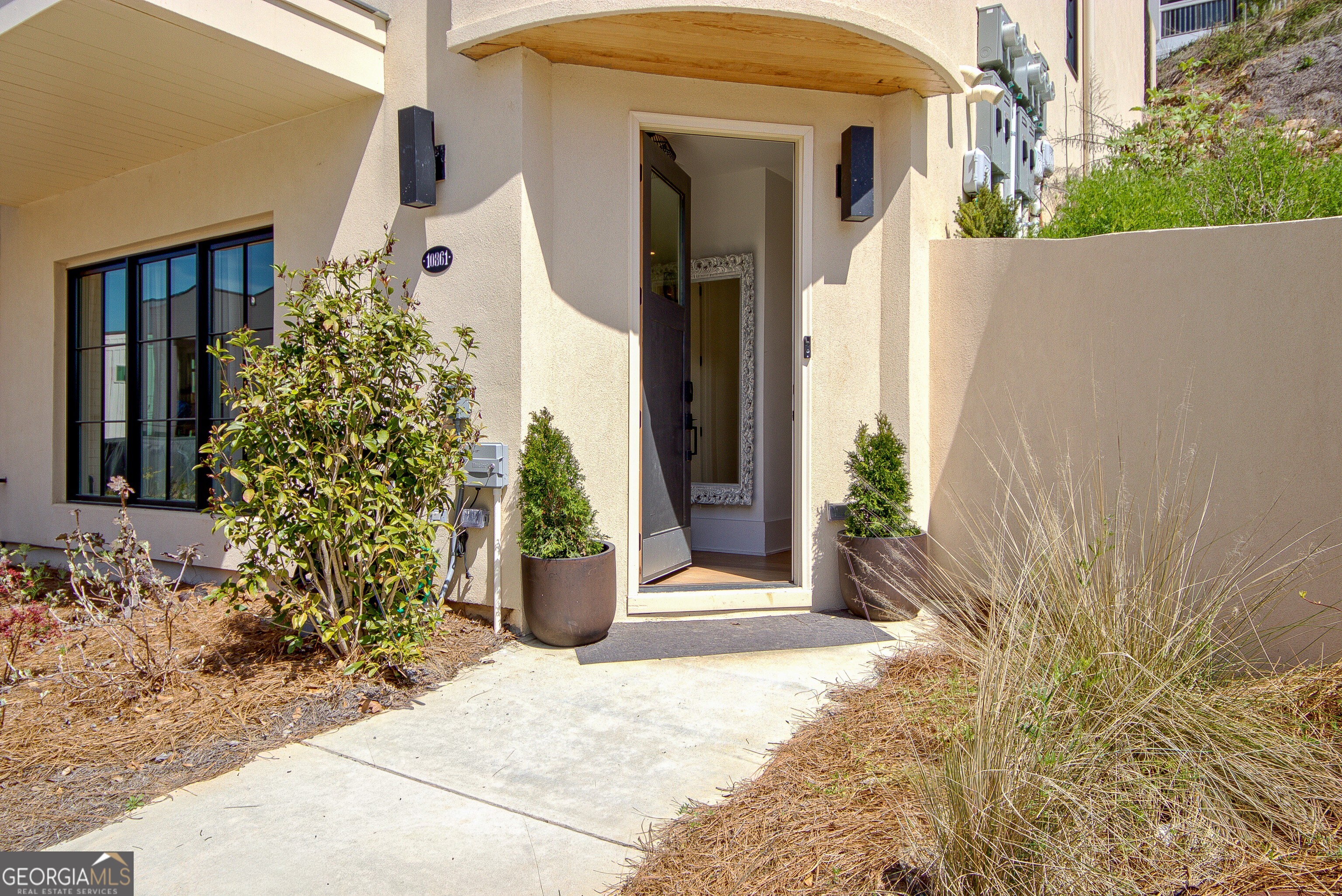 10861 Serenbe Lane Chattahoochee Hills GA 30268
