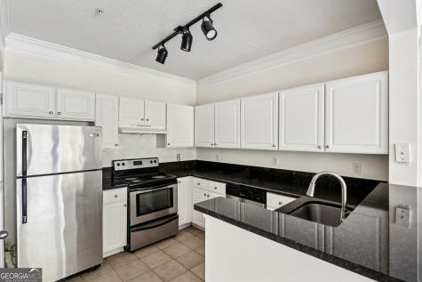 2211 Westchester Ridge Atlanta GA 30329