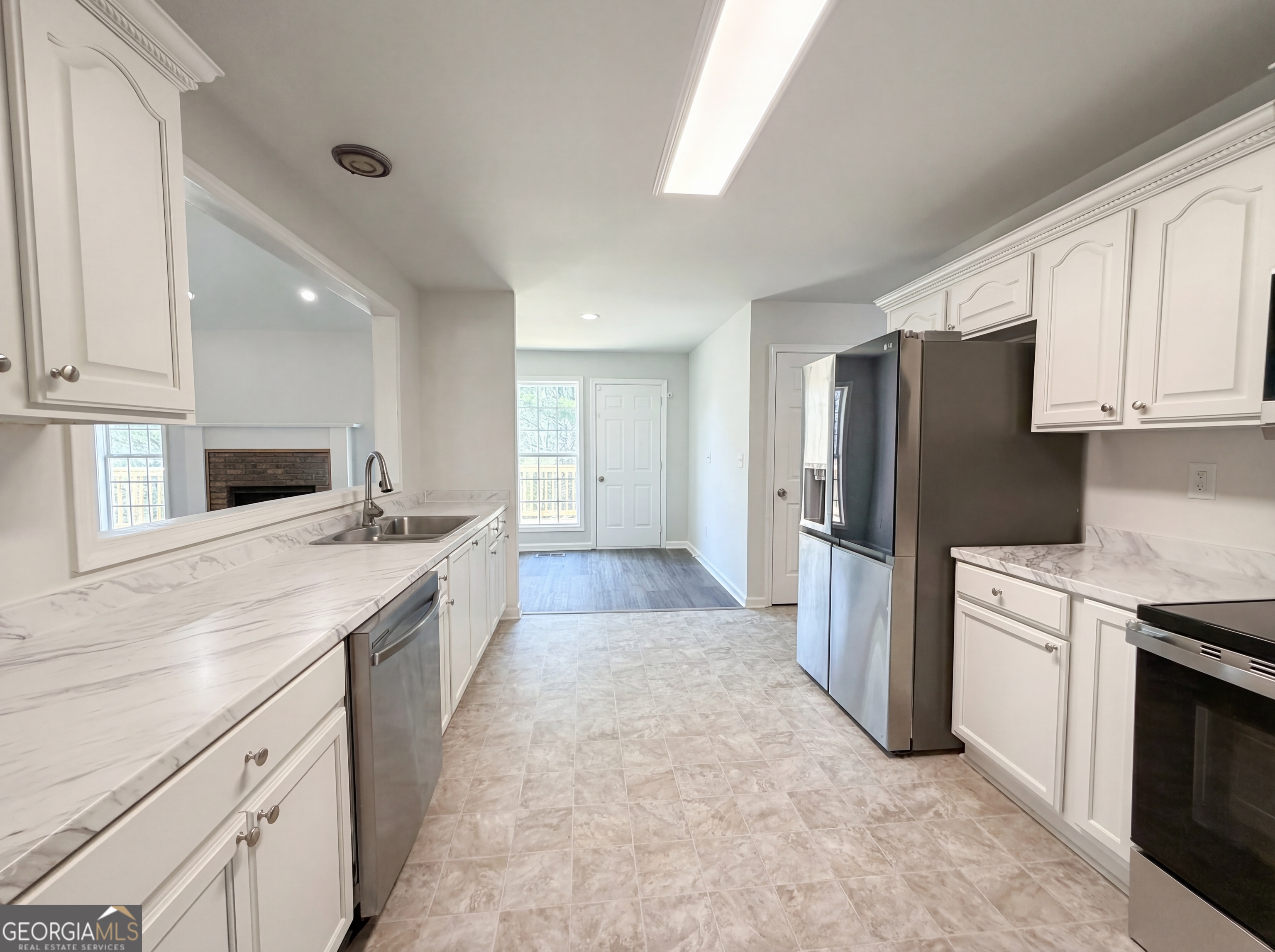 33 Maggies Point Dallas GA 30132