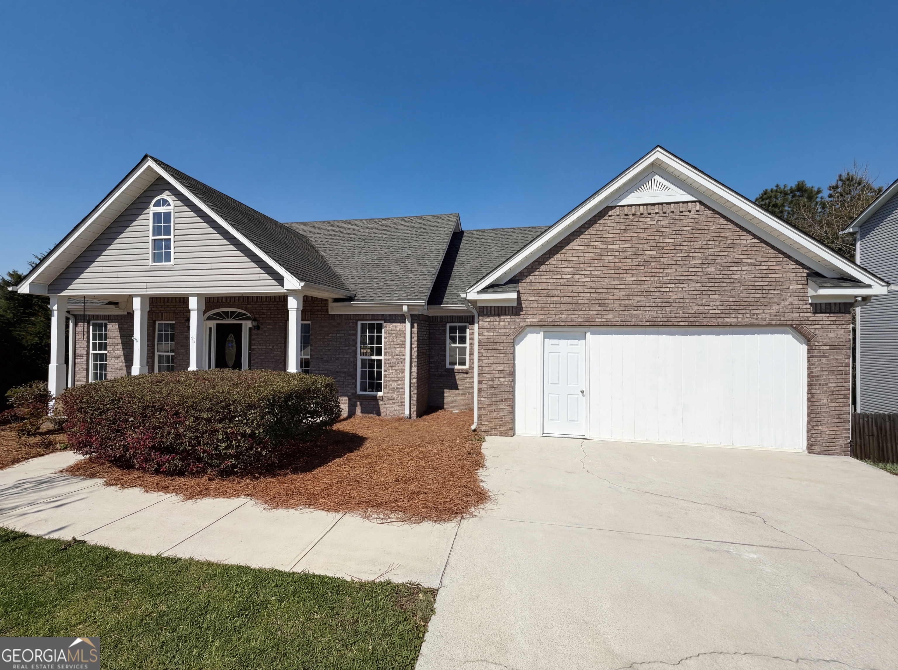 33 Maggies Point Dallas GA 30132