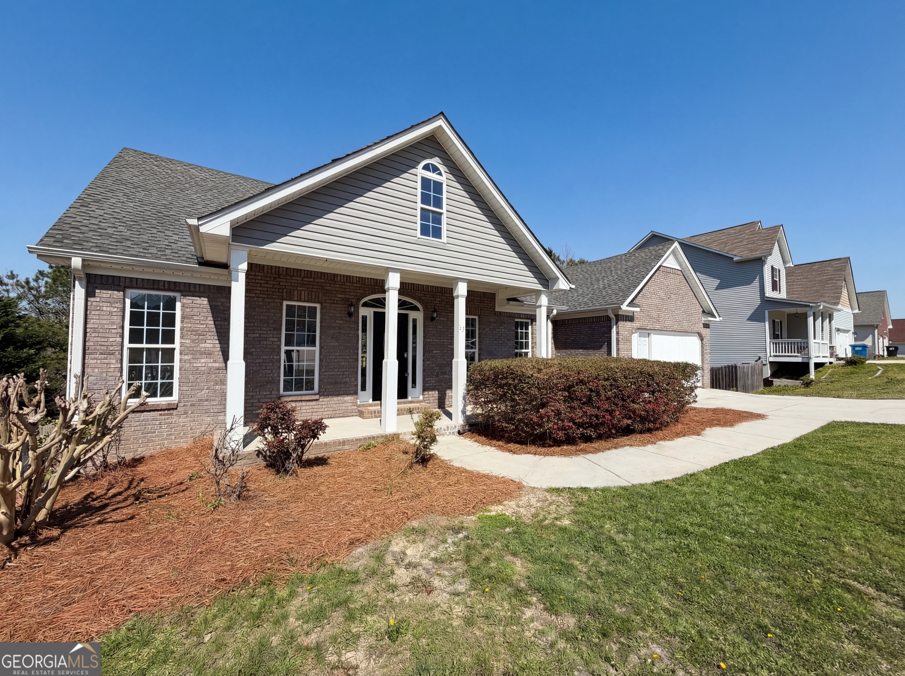 33 Maggies Point Dallas GA 30132