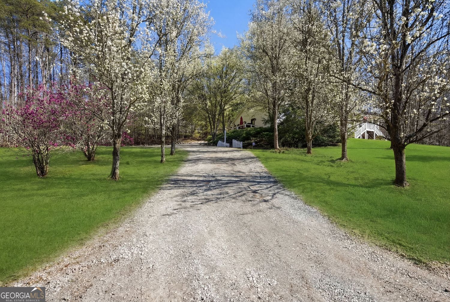 1852 Oak Grove Road Dahlonega GA 30533