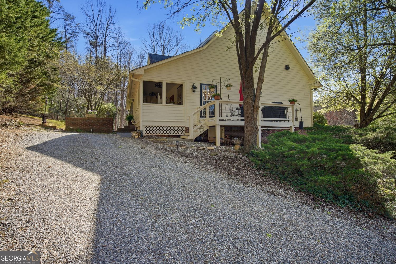 1852 Oak Grove Road Dahlonega GA 30533