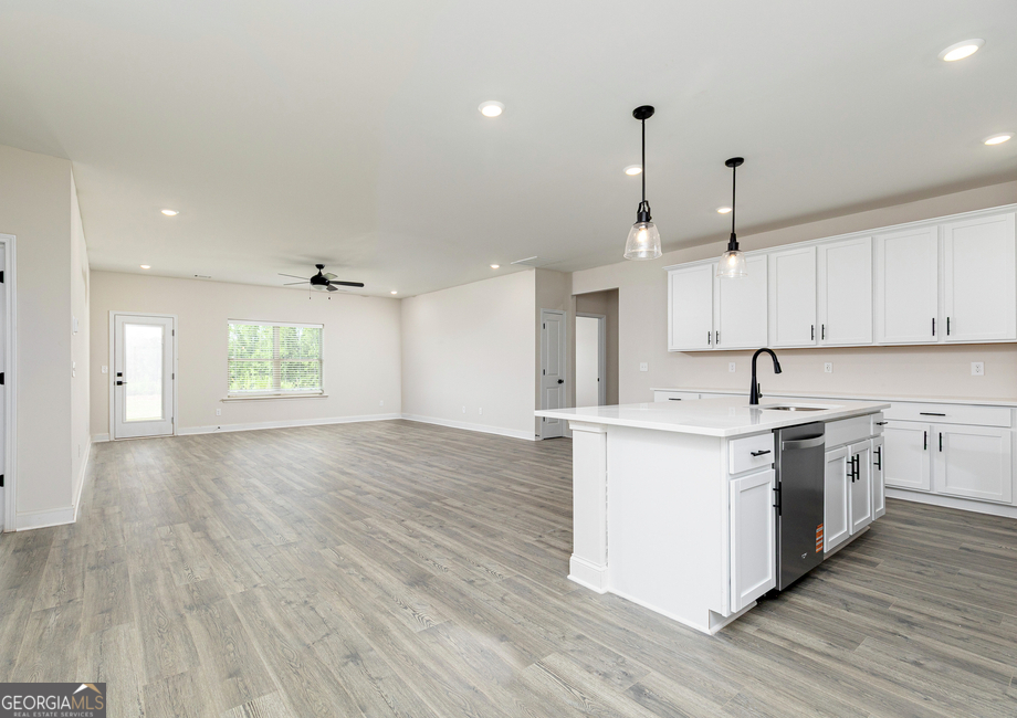 38 Cantrell Drive Dallas GA 30157