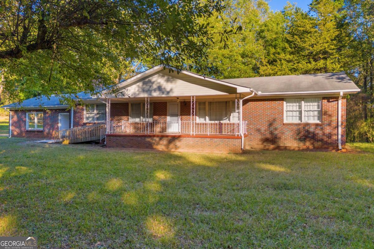 4638 Highway 63 Carnesville GA 30521