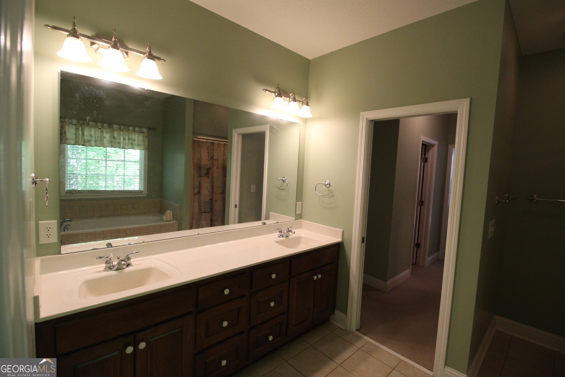 450 Deer Creek Drive Forsyth GA 31029