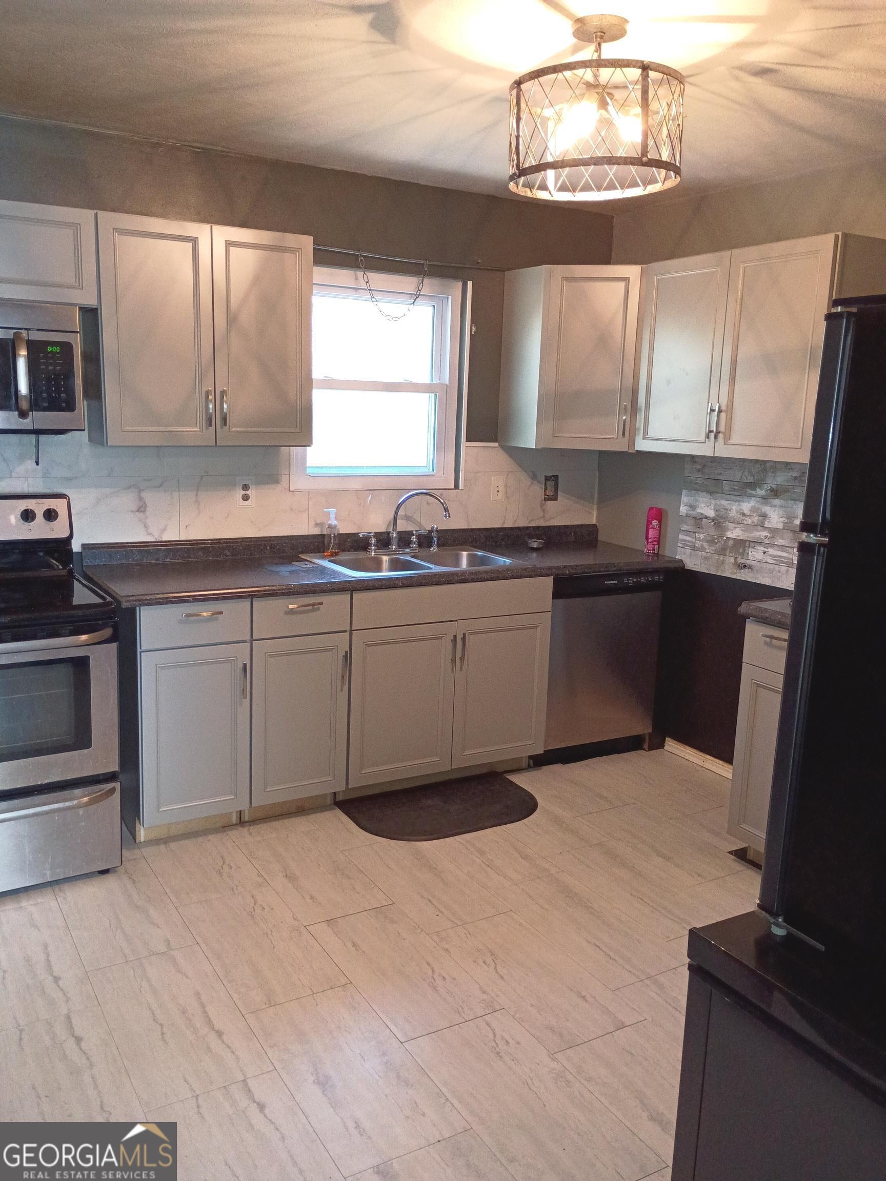 518 Cooley Drive Sandersville GA 31082