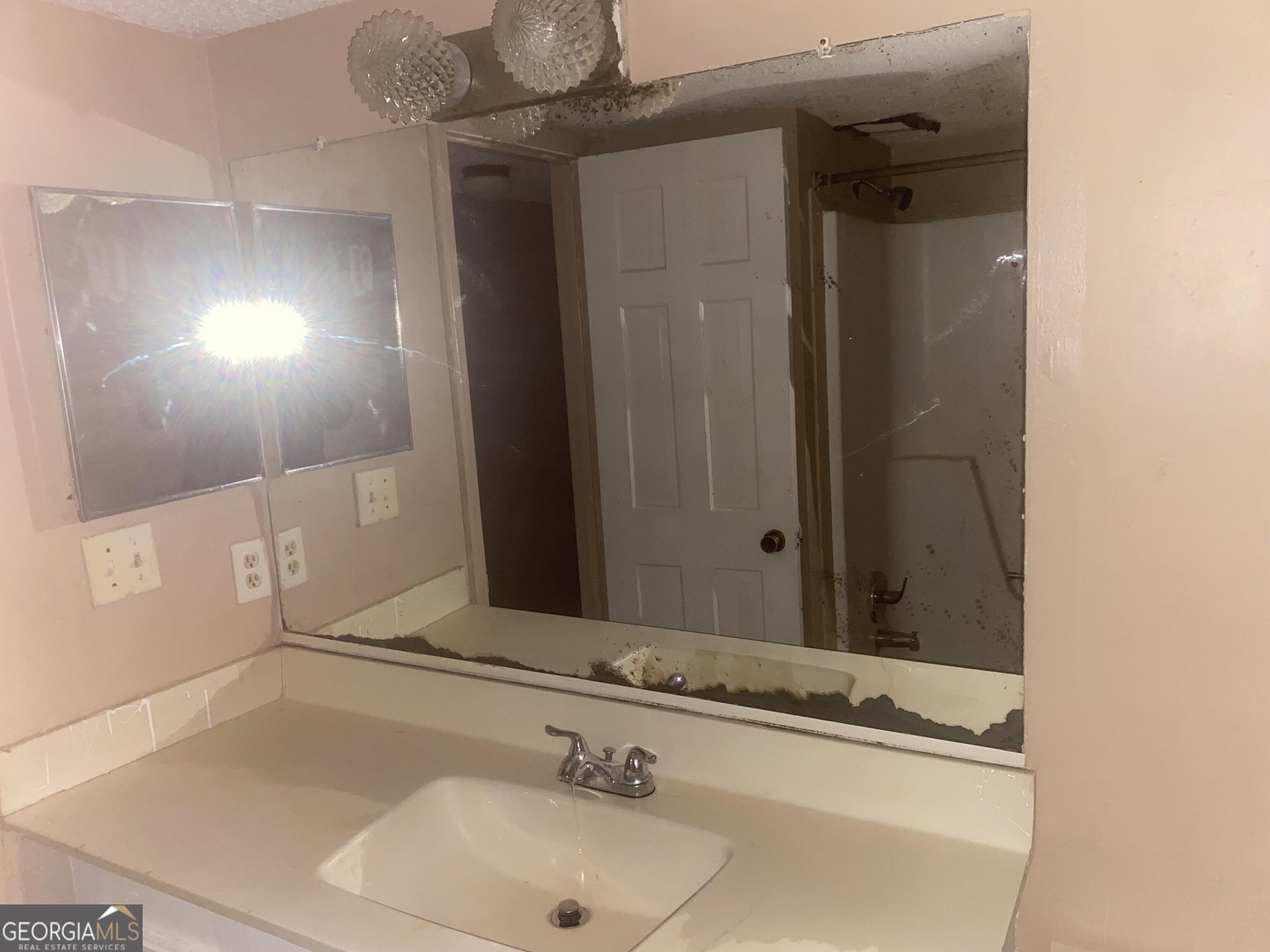 1505 Camelot Drive South Fulton GA 30349