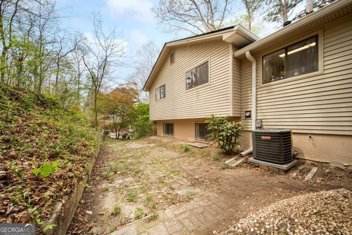 5121 Heather Road SE Smyrna GA 30082
