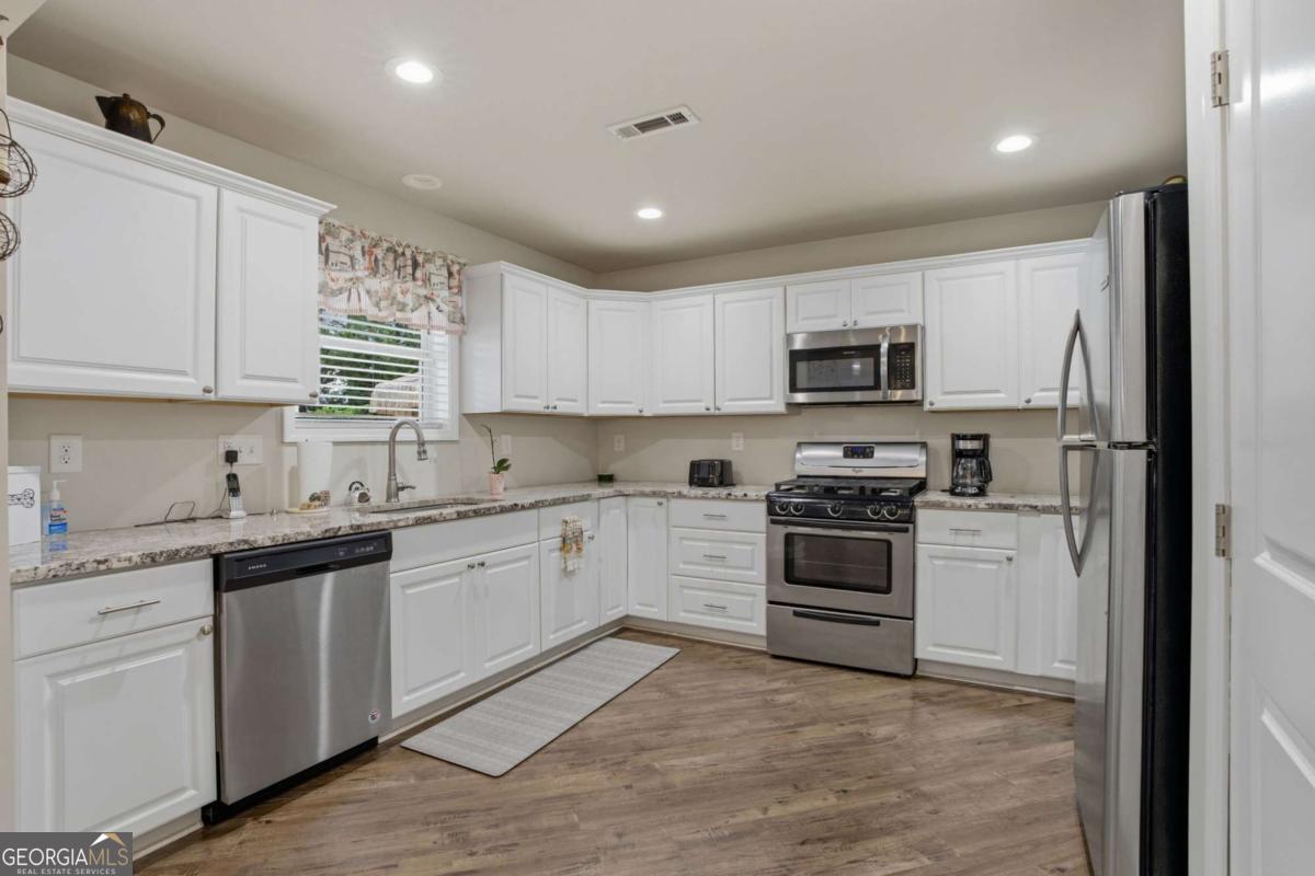 6535 Canyon Cove Cumming GA 30028