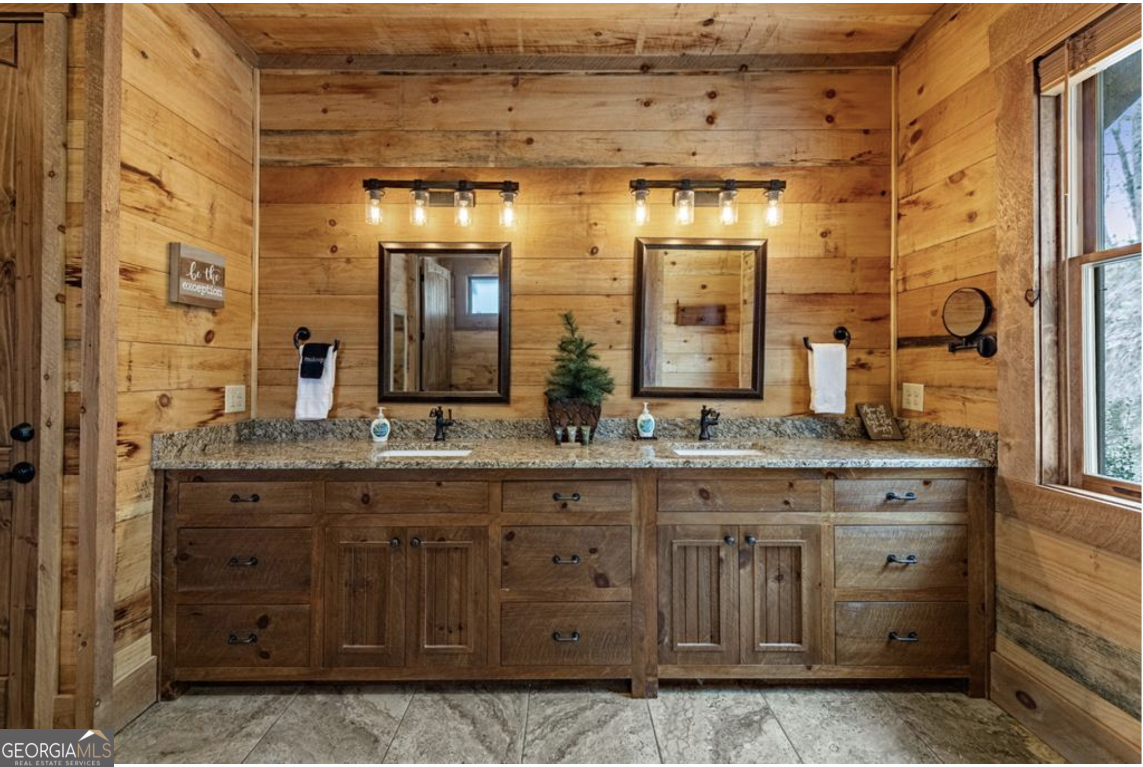 585 Genessee Blue Ridge GA 30513