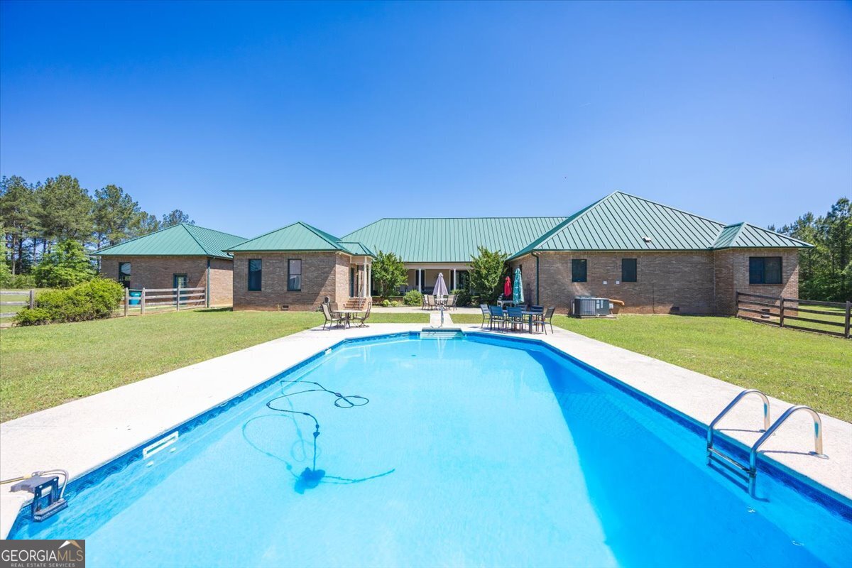 2415 Elko Road Elko GA 31025