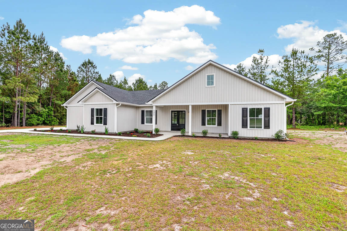 121 Bartram Loop Waynesville GA 31566
